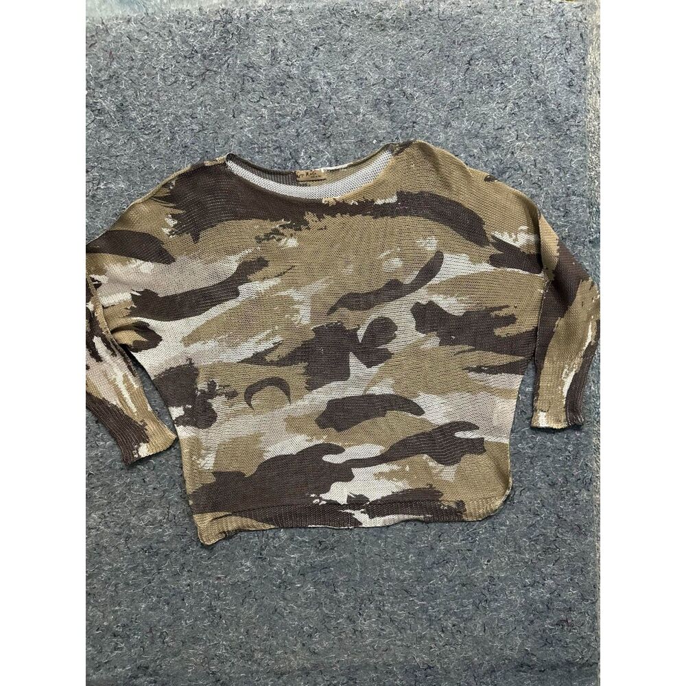 Gigi Moda Women’s Camo Knit Long Sleeve Crop Sweater Made in Italy